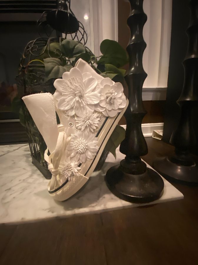 Flower Tennis Shoes White and Black
